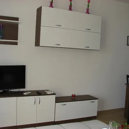 Two-bedroom Donika