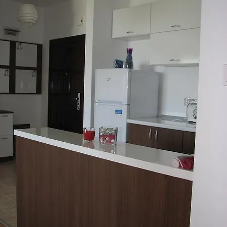 Lägenhet Two-bedroom Donika