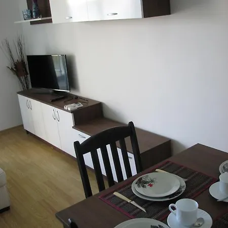 Διαμέρισμα Two-bedroom Donika